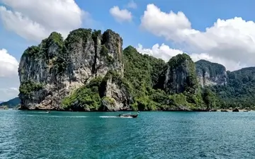 Stunning nature scenery captured by Tasveer with vibrant colors